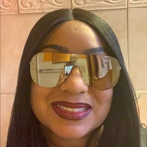 Meet your Posher, Joann